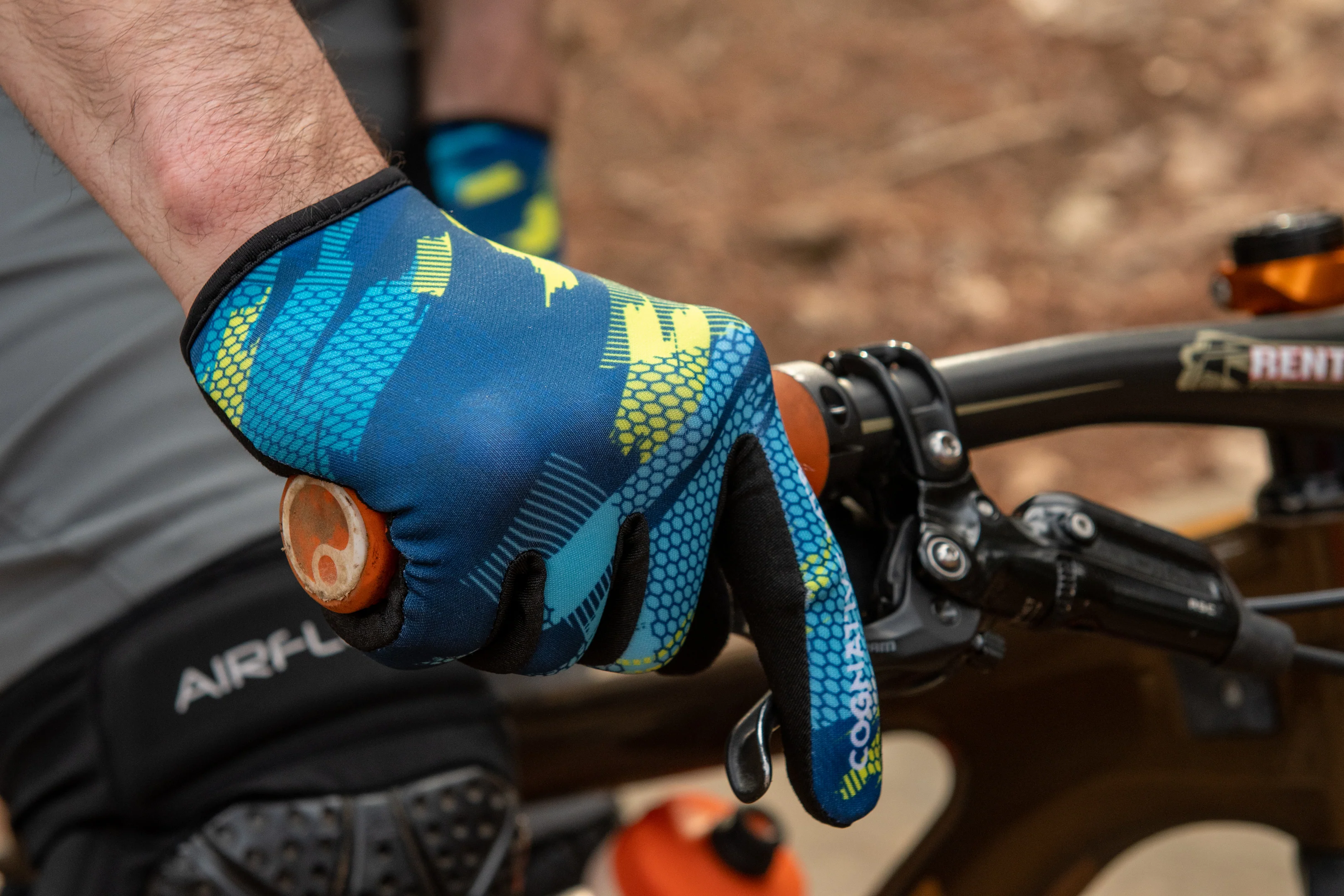 Guise Tech 2.0 Gloves (Hyper Green) - Image 4