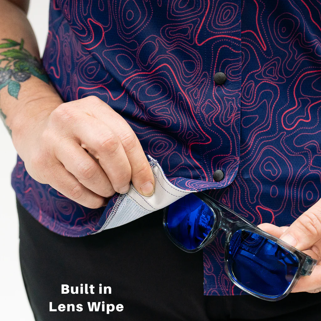 Women's Short Sleeve Catalyst Button-Down Shirt - Image 3