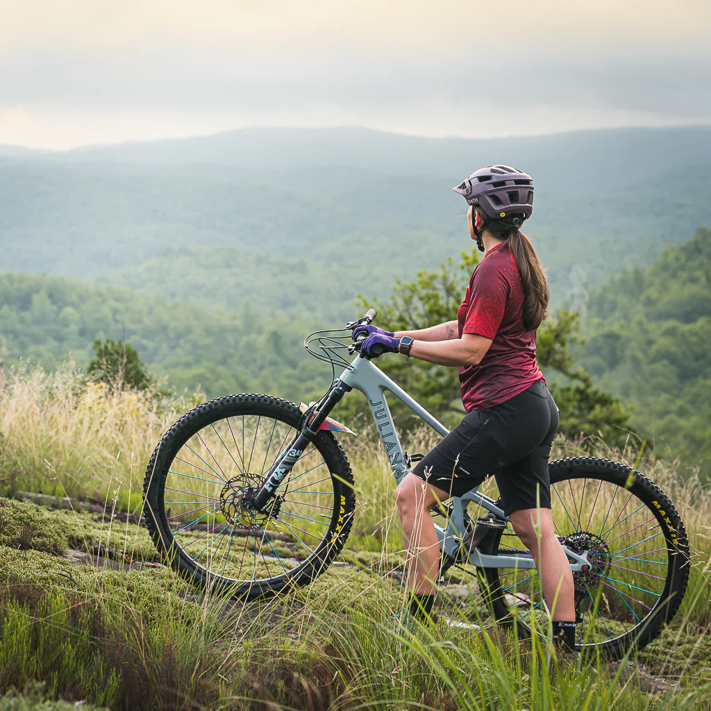 Women's SummitAir Mesh Short Sleeve MTB Jersey - Image 19